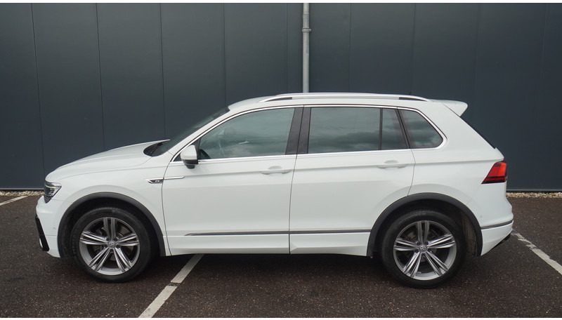 Volkswagen Tiguan 2.0 TDI R LINE 4MOTION - Minibus, Potniški kombi: slika 1 Volkswagen Tiguan 2.0 TDI R LINE 4MOTION - Minibus, Potniški kombi: slika 1