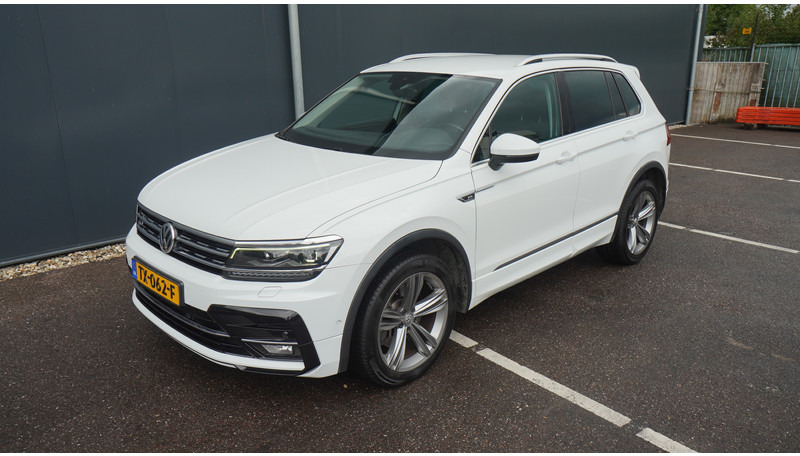 Volkswagen Tiguan 2.0 TDI R LINE 4MOTION - Minibus, Potniški kombi: slika 4 Volkswagen Tiguan 2.0 TDI R LINE 4MOTION - Minibus, Potniški kombi: slika 4