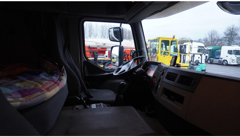 Tovornjak zabojnik Volvo FE 280 CLOSED BOX 354.000KM MANUAL GEARBOX: slika 6