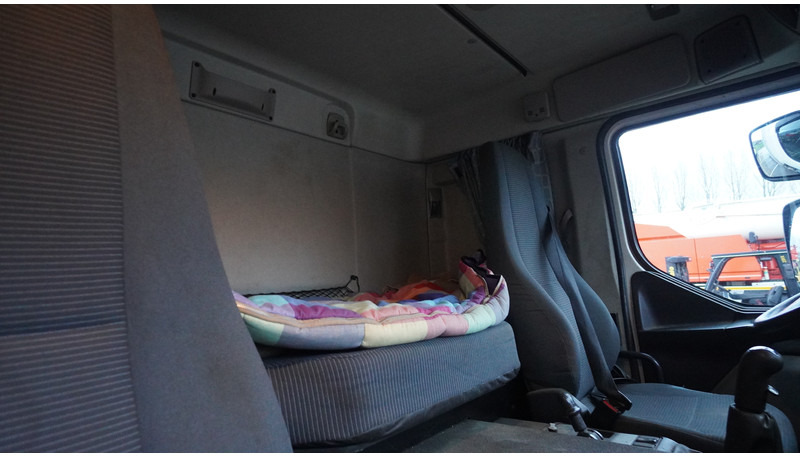 Tovornjak zabojnik Volvo FE 280 CLOSED BOX 354.000KM MANUAL GEARBOX: slika 7