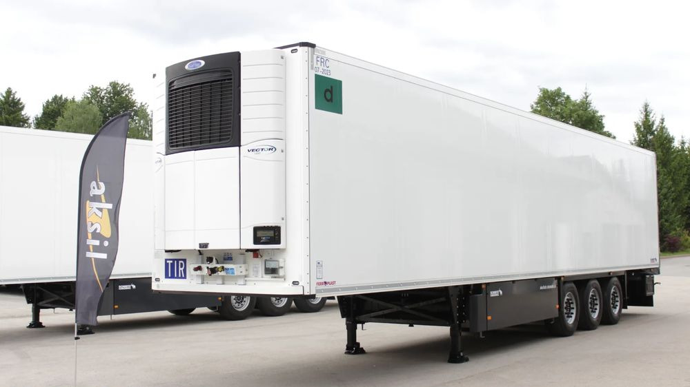 Schmitz Cargobull CARRIER VECTOR 1550 / MAŁO UŻYWANA **728 MTH / JAK NOWA / - Polprikolica hladilnik: slika 1 Schmitz Cargobull CARRIER VECTOR 1550 / MAŁO UŻYWANA **728 MTH / JAK NOWA / - Polprikolica hladilnik: slika 1