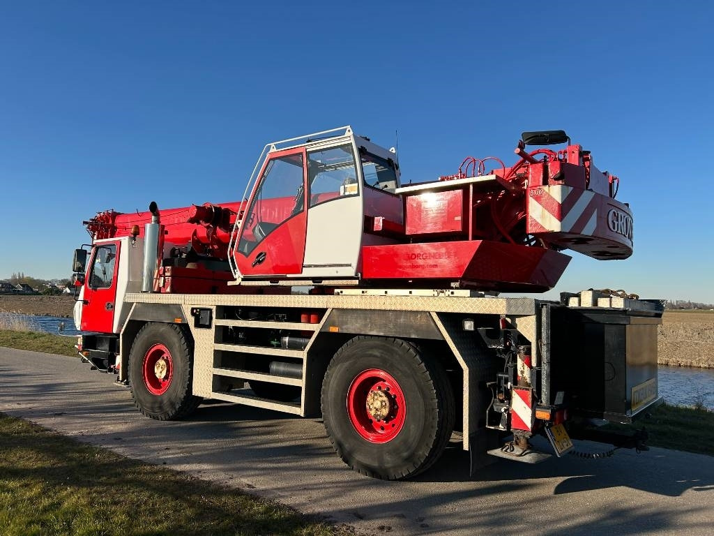 Grove GMK 2035 E - Avtodvigalo za vse namene: slika 5 Grove GMK 2035 E - Avtodvigalo za vse namene: slika 5