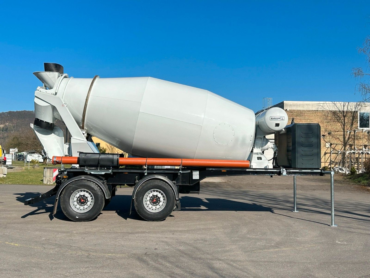 EUROMIX MTP - 10m³ Betonmischer-Auflieger - Avtomešalec: slika 4 EUROMIX MTP - 10m³ Betonmischer-Auflieger - Avtomešalec: slika 4