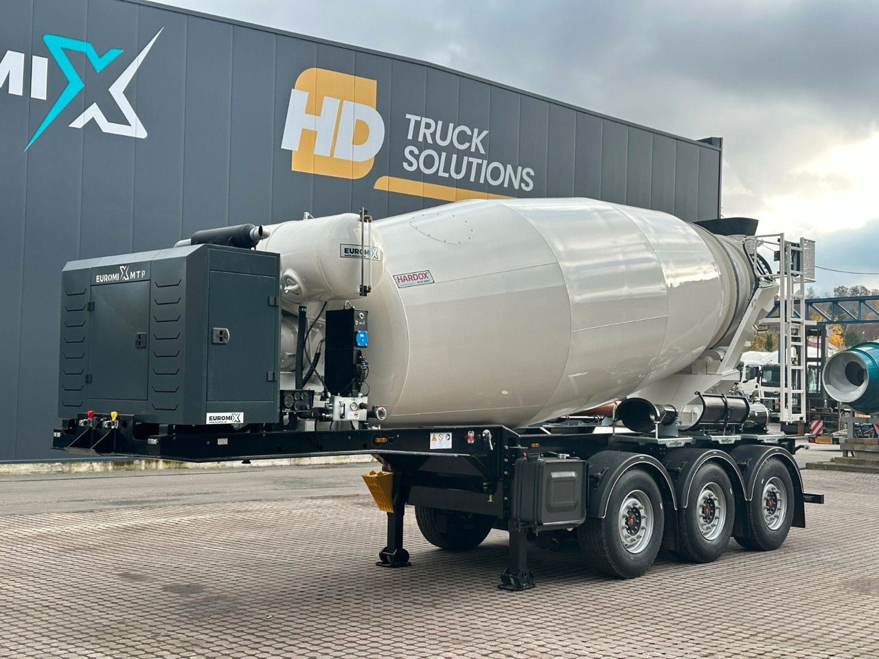 EUROMIX MTP - 12m³ Betonmischer-Auflieger - Avtomešalec: slika 2 EUROMIX MTP - 12m³ Betonmischer-Auflieger - Avtomešalec: slika 2