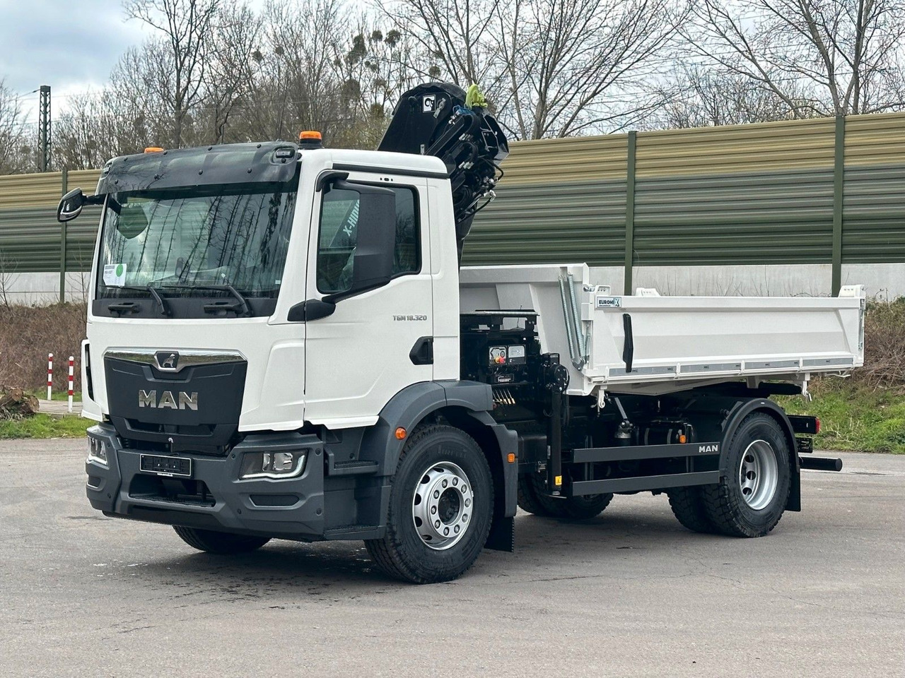 MAN TGM 18.320 4x2 Euro6e Hiab X-HiDuo 138DS-3 - Tovornjak prekucnik, Tovornjak z dvigalom: slika 4 MAN TGM 18.320 4x2 Euro6e Hiab X-HiDuo 138DS-3 - Tovornjak prekucnik, Tovornjak z dvigalom: slika 4