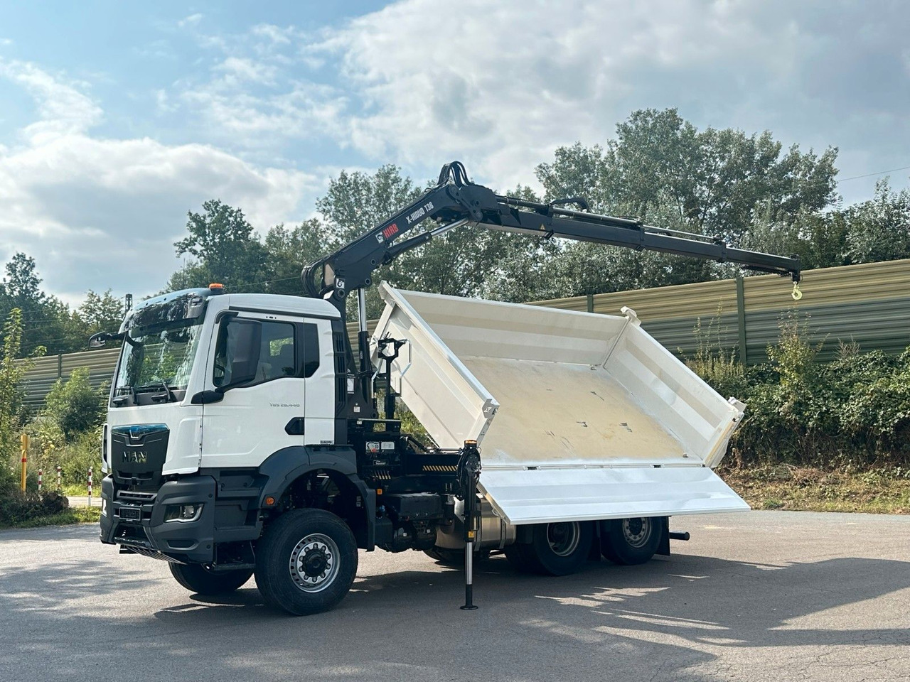 MAN TGS 28.440 6x4-4/3-Seiten- Kipper / Hiab 138-3 - Tovornjak prekucnik, Tovornjak z dvigalom: slika 2 MAN TGS 28.440 6x4-4/3-Seiten- Kipper / Hiab 138-3 - Tovornjak prekucnik, Tovornjak z dvigalom: slika 2