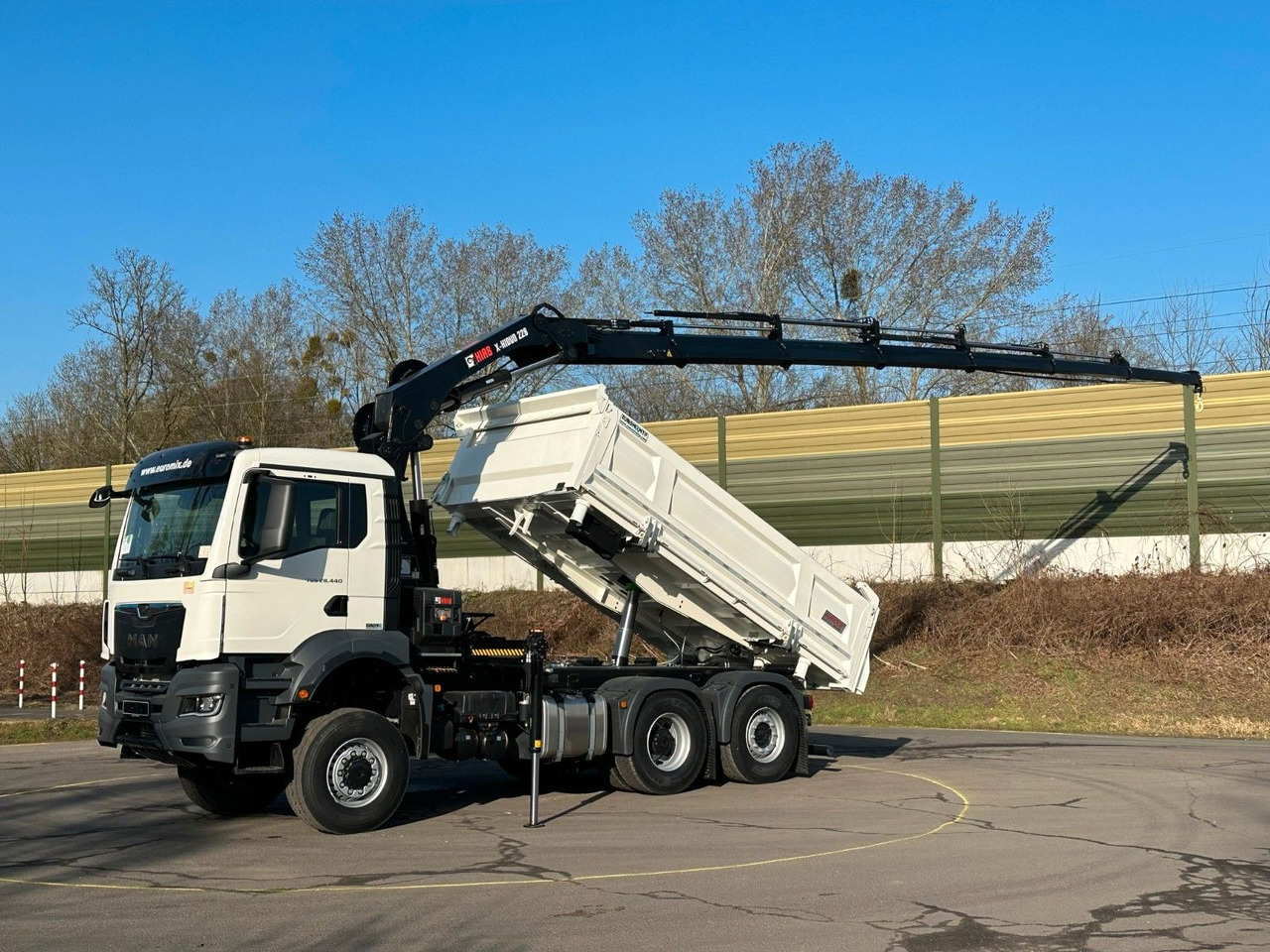 MAN TGS 28.440 6x4-4/3-Seiten- Kipper / Hiab 228-6 - Tovornjak prekucnik, Tovornjak z dvigalom: slika 3 MAN TGS 28.440 6x4-4/3-Seiten- Kipper / Hiab 228-6 - Tovornjak prekucnik, Tovornjak z dvigalom: slika 3