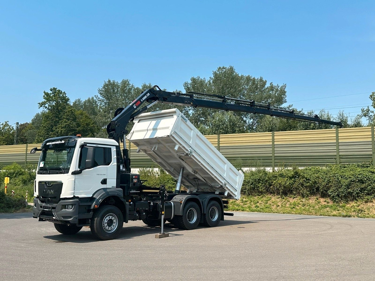 MAN TGS 33.440 6x4 /3-Seiten- Kipper / HIAB 228-6 - Tovornjak prekucnik, Tovornjak z dvigalom: slika 2 MAN TGS 33.440 6x4 /3-Seiten- Kipper / HIAB 228-6 - Tovornjak prekucnik, Tovornjak z dvigalom: slika 2