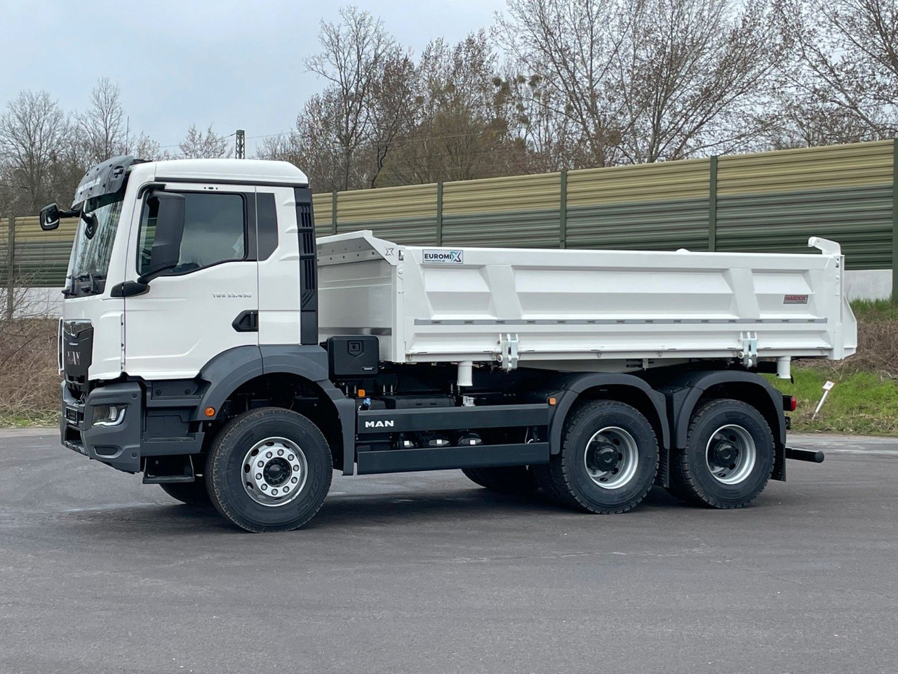 MAN TGS 33.440 6x4 /Euro6 3-Seiten-Kipper EuromixMTP - Tovornjak prekucnik: slika 3 MAN TGS 33.440 6x4 /Euro6 3-Seiten-Kipper EuromixMTP - Tovornjak prekucnik: slika 3