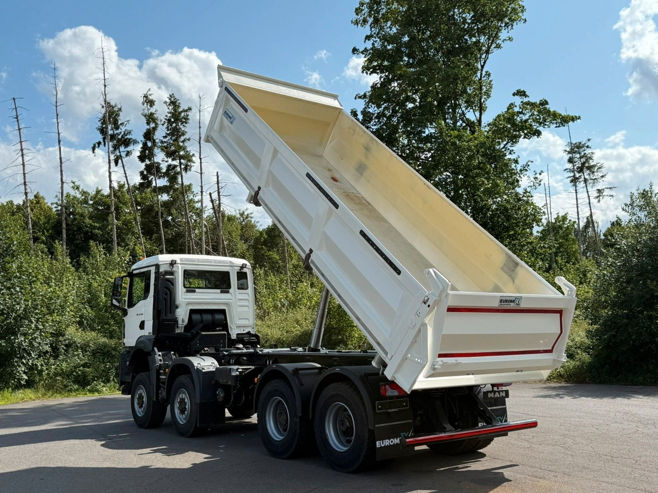 MAN TGS 35.480 8x8 EuromixMTP 3-Seiten-Kipper - Tovornjak prekucnik: slika 4 MAN TGS 35.480 8x8 EuromixMTP 3-Seiten-Kipper - Tovornjak prekucnik: slika 4