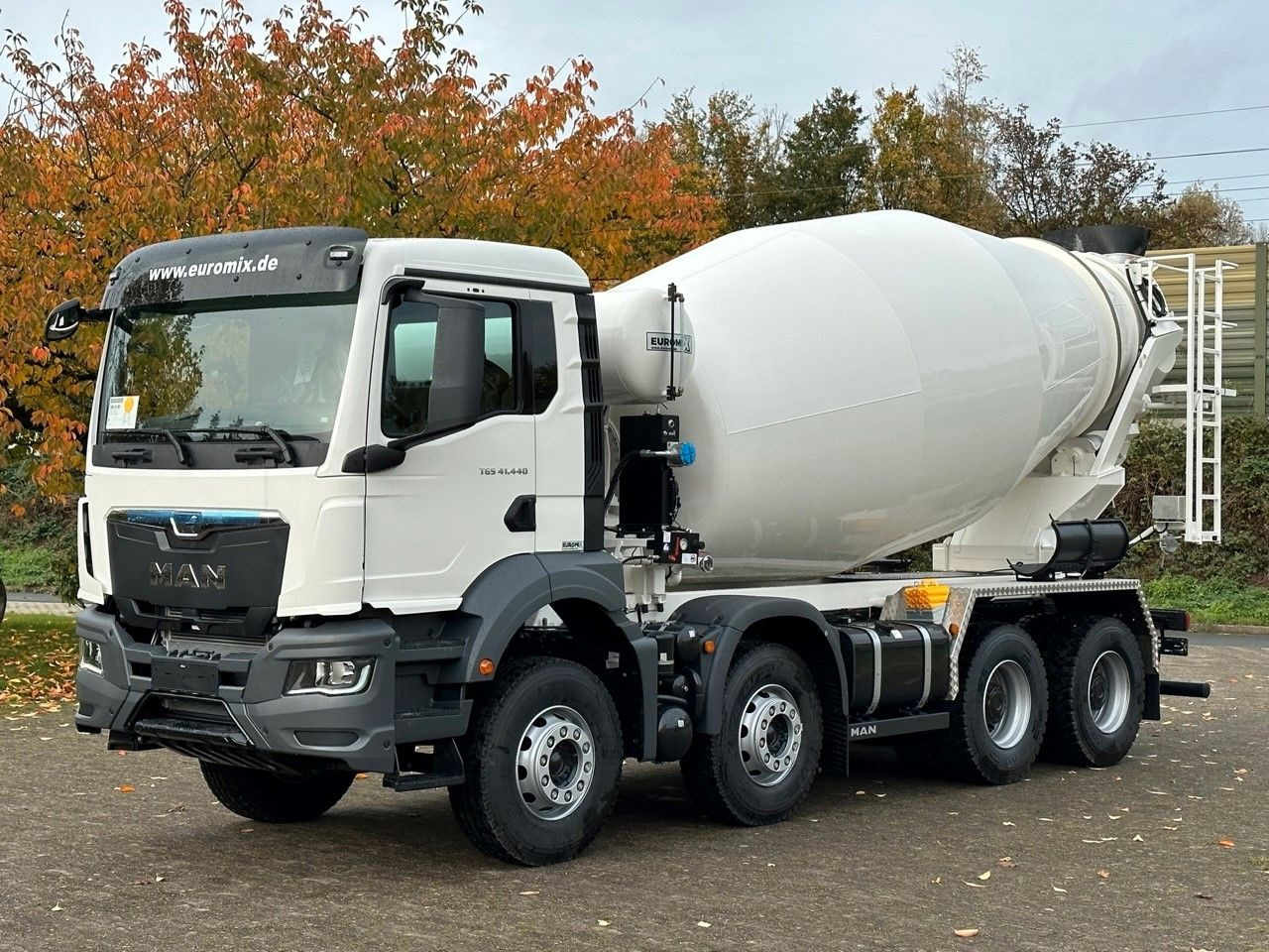 MAN TGS 41.440 8x4 /Euro6e Euromix EM 12 R - Avtomešalec: slika 3 MAN TGS 41.440 8x4 /Euro6e Euromix EM 12 R - Avtomešalec: slika 3