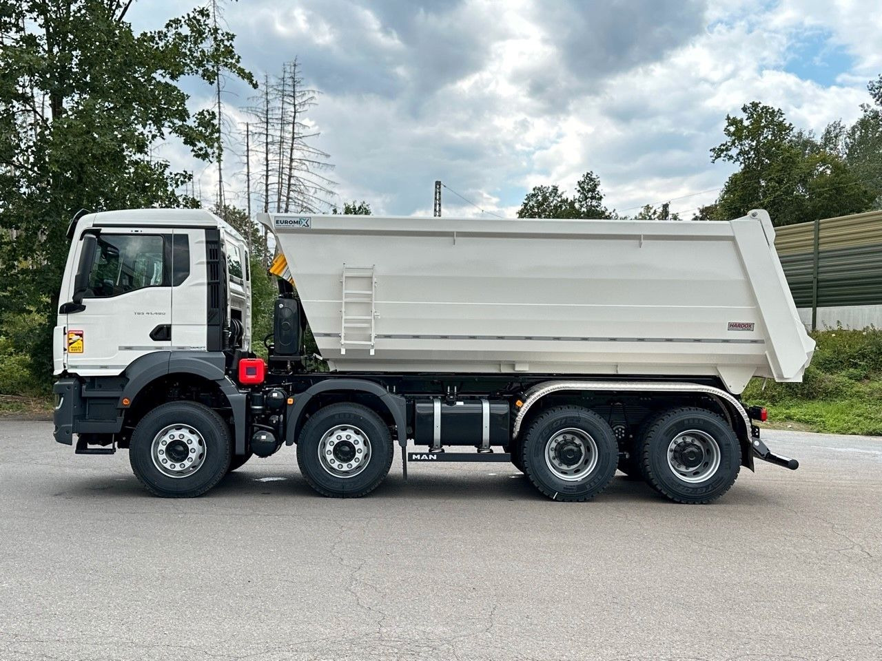MAN TGS 41.440 8x4 EuromixMTP Mulden-Kipper - Tovornjak prekucnik: slika 4 MAN TGS 41.440 8x4 EuromixMTP Mulden-Kipper - Tovornjak prekucnik: slika 4