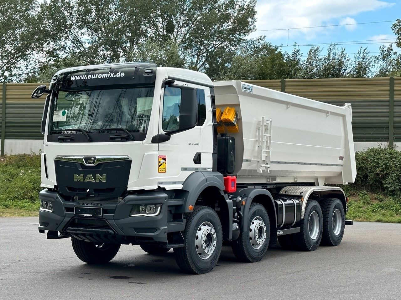 MAN TGS 41.440 8x4 EuromixMTP Mulden-Kipper - Tovornjak prekucnik: slika 2 MAN TGS 41.440 8x4 EuromixMTP Mulden-Kipper - Tovornjak prekucnik: slika 2
