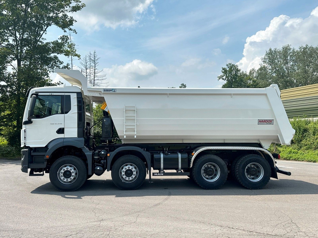 MAN TGS 41.440 8x4 EuromixMTP Mulden-Kipper - Tovornjak prekucnik: slika 2 MAN TGS 41.440 8x4 EuromixMTP Mulden-Kipper - Tovornjak prekucnik: slika 2