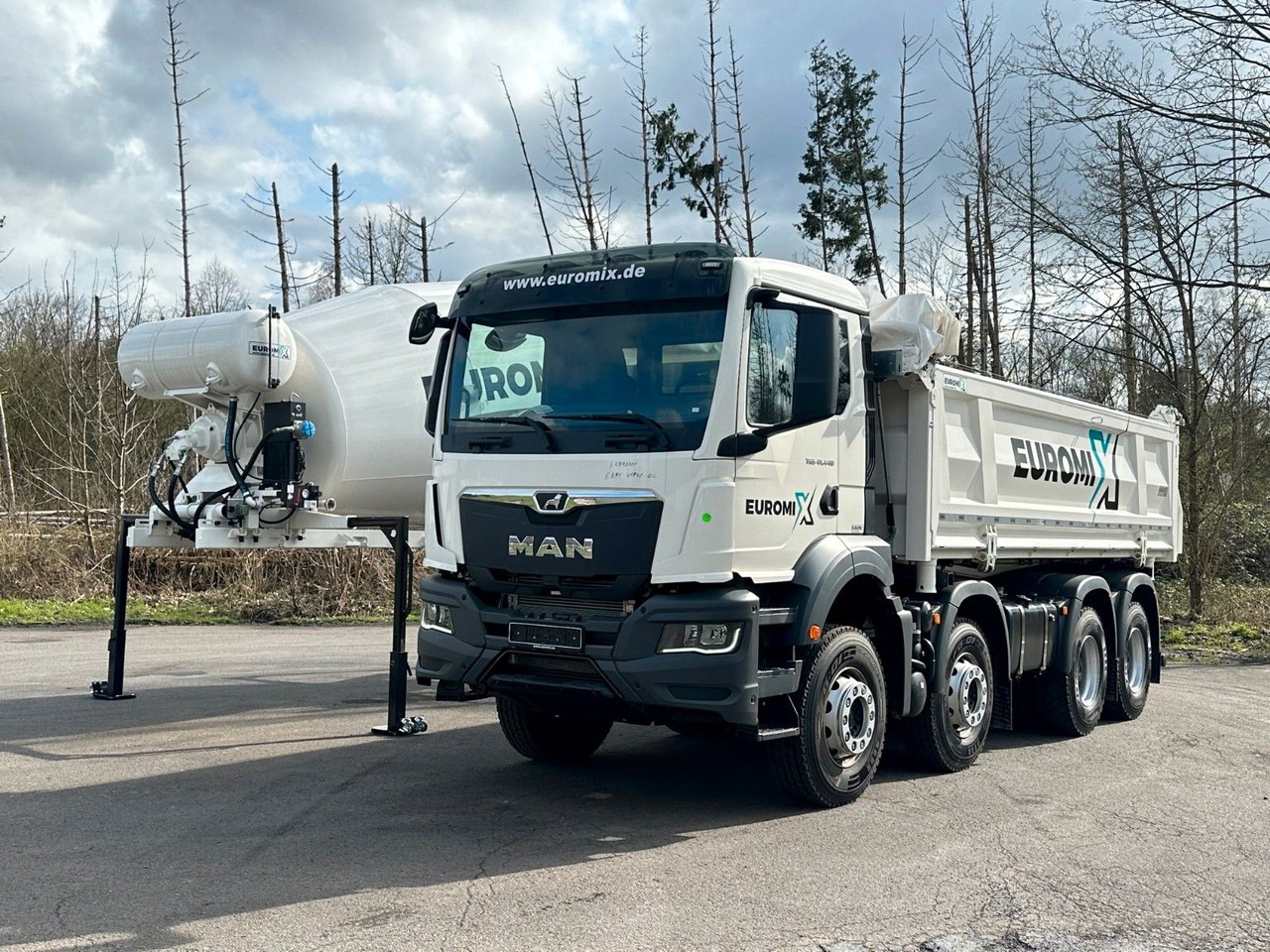 MAN TGS 41.440 8x4 WECHSELSYSTEM KIPPER+MISCHER - Tovornjak prekucnik: slika 2 MAN TGS 41.440 8x4 WECHSELSYSTEM KIPPER+MISCHER - Tovornjak prekucnik: slika 2