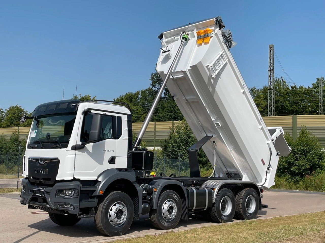MAN TGS 41.480 8x4 /EuromixMTP /Hydraulische Klapp - Tovornjak prekucnik: slika 1 MAN TGS 41.480 8x4 /EuromixMTP /Hydraulische Klapp - Tovornjak prekucnik: slika 1