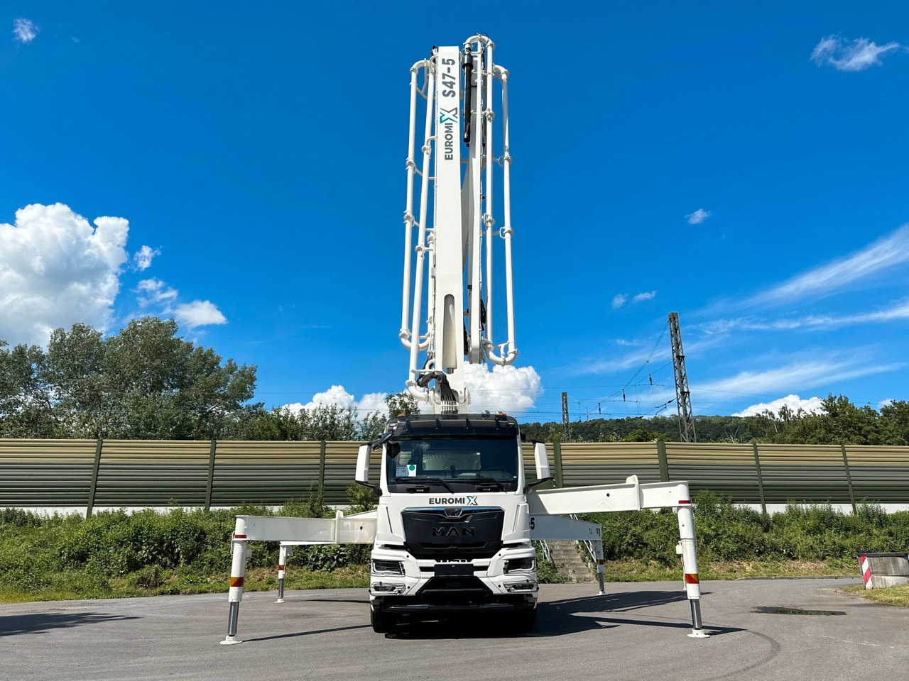 MAN TGS 41.520 8x4 SWAN TSP 47-5 160RZ    ( 47m ) lizing MAN TGS 41.520 8x4 SWAN TSP 47-5 160RZ    ( 47m ): slika 17