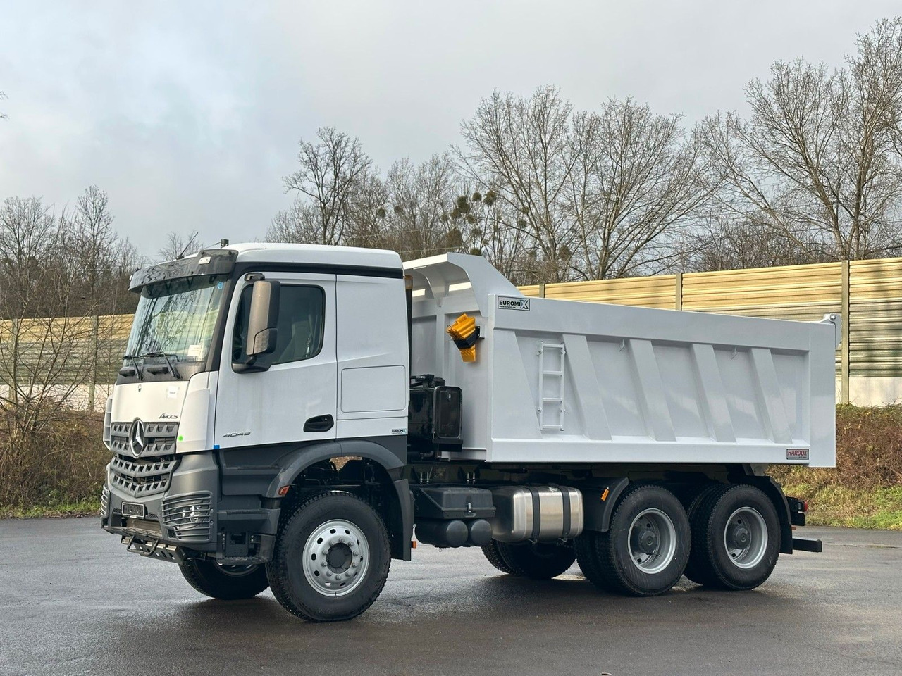 Mercedes-Benz 4048 6X4 Arcos 5 EuromixMTP Dumper Kipper - Tovornjak prekucnik: slika 5 Mercedes-Benz 4048 6X4 Arcos 5 EuromixMTP Dumper Kipper - Tovornjak prekucnik: slika 5