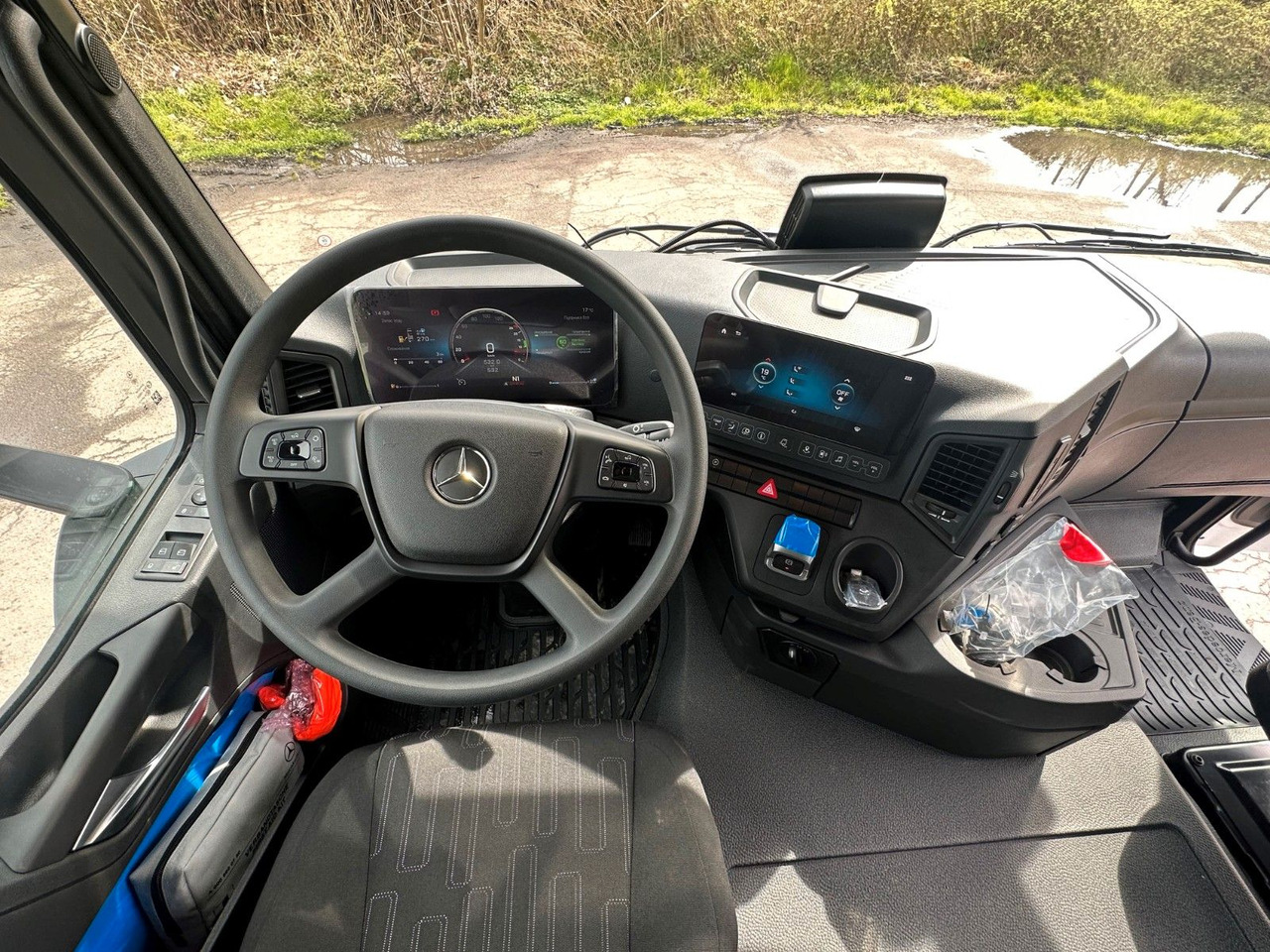 Avtomešalec Mercedes-Benz 4145 8X4 EuromixMTP EM 10 Fahrmischer: slika 16