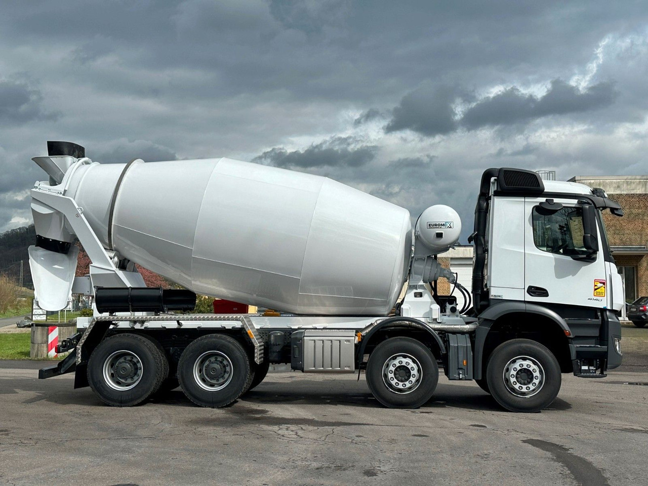 Avtomešalec Mercedes-Benz 4145 8X4 EuromixMTP EM 10 Fahrmischer: slika 10