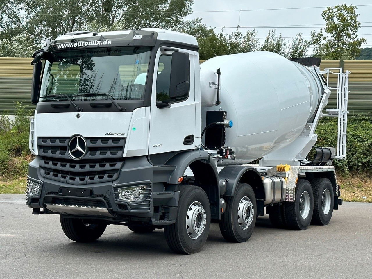 Mercedes-Benz AROCS 5 4142 B 8X4 Euro 3 EuromixMTP EM 10 - Avtomešalec: slika 1 Mercedes-Benz AROCS 5 4142 B 8X4 Euro 3 EuromixMTP EM 10 - Avtomešalec: slika 1