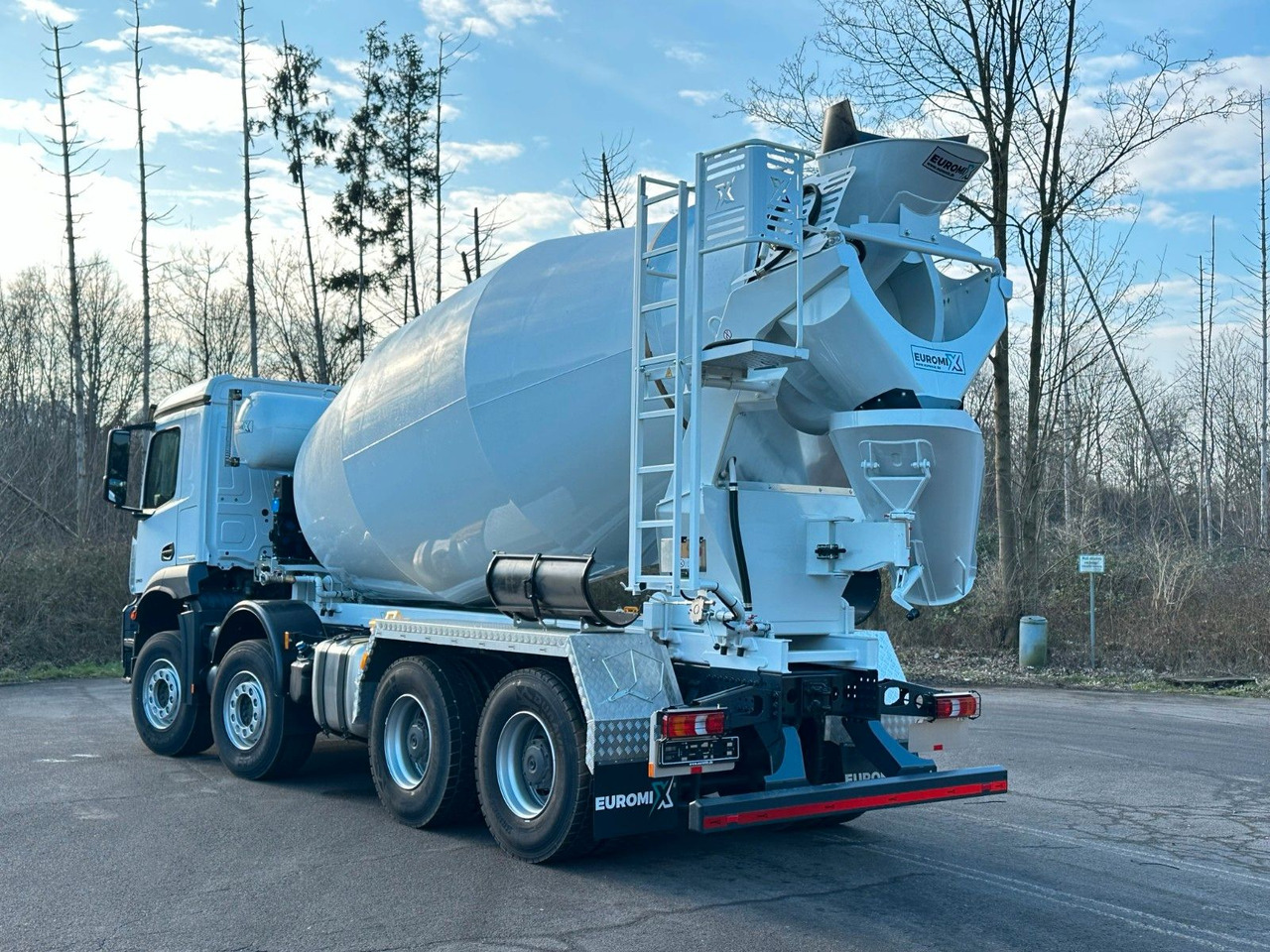 Mercedes-Benz Arocs 5 3743 8X4 / Euro6e EuromixMTP EM 10 L - Avtomešalec: slika 3 Mercedes-Benz Arocs 5 3743 8X4 / Euro6e EuromixMTP EM 10 L - Avtomešalec: slika 3