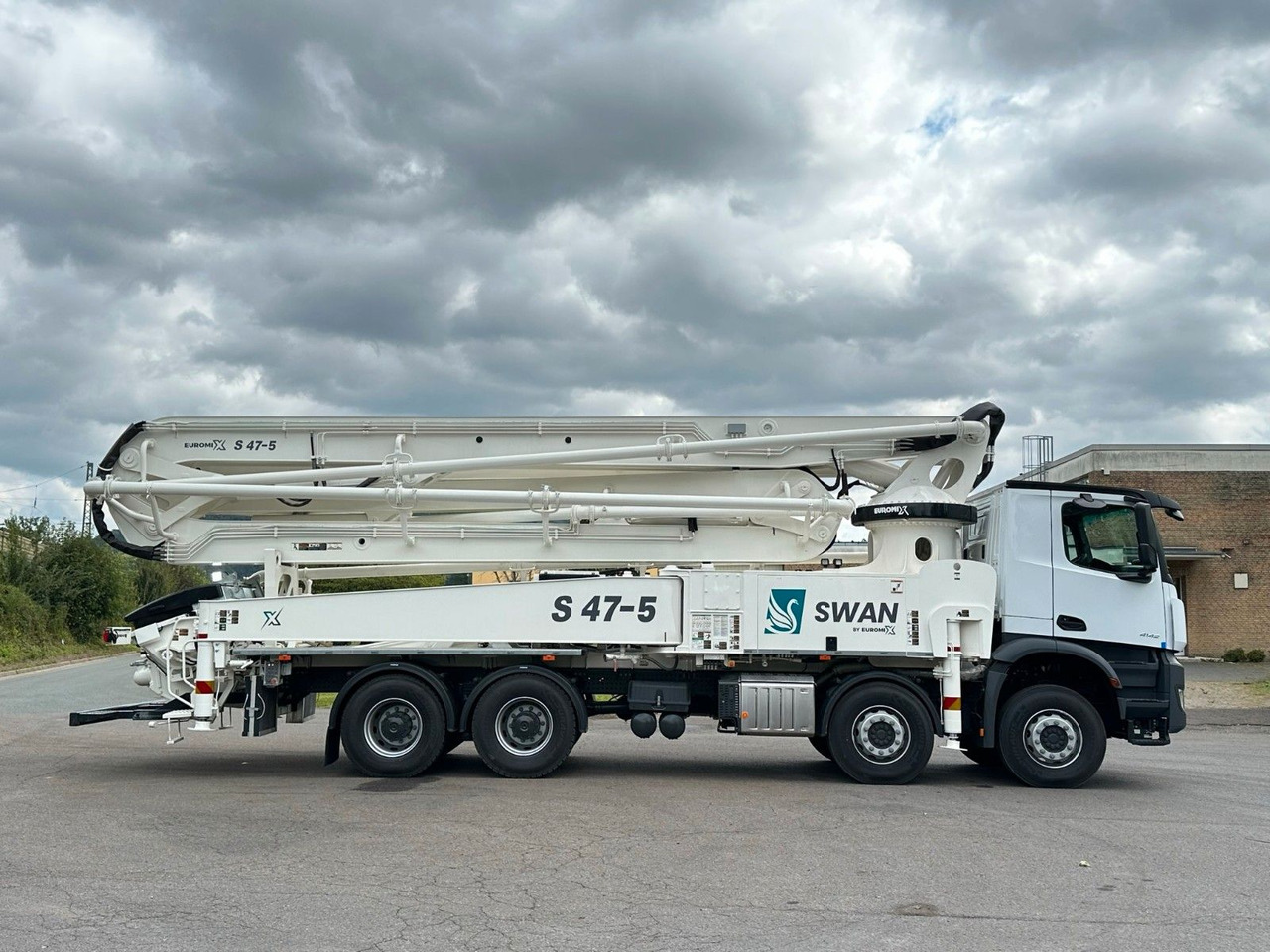 Mercedes-Benz Arocs 5 4142  8x4 SWAN TSP 47-5 160RZ ( 47m ) lizing Mercedes-Benz Arocs 5 4142  8x4 SWAN TSP 47-5 160RZ ( 47m ): slika 9