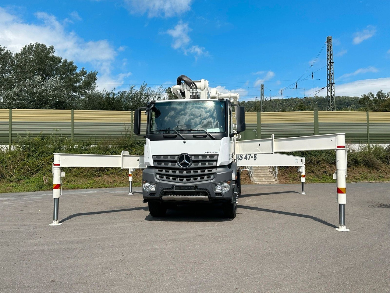 Mercedes-Benz Arocs 5 4142  8x4 SWAN TSP 47-5 160RZ ( 47m ) lizing Mercedes-Benz Arocs 5 4142  8x4 SWAN TSP 47-5 160RZ ( 47m ): slika 13
