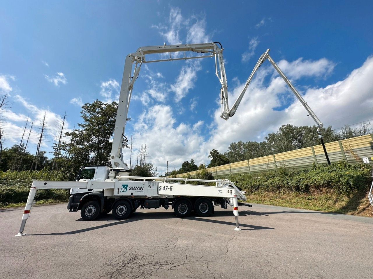 Mercedes-Benz Arocs 5 4142  8x4 SWAN TSP 47-5 160RZ ( 47m ) lizing Mercedes-Benz Arocs 5 4142  8x4 SWAN TSP 47-5 160RZ ( 47m ): slika 23
