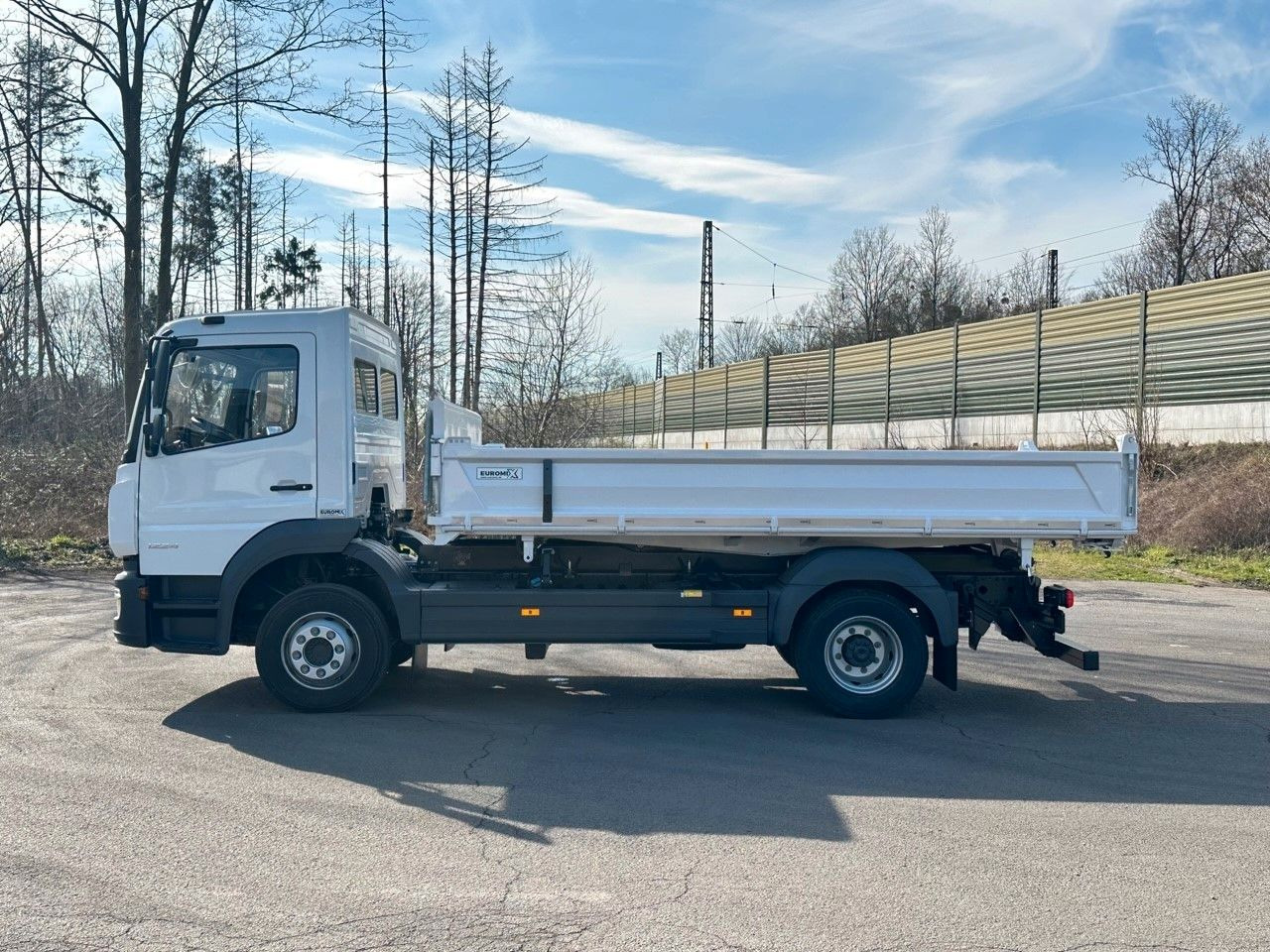 Mercedes-Benz Atego 1224 K EuromixMTP 3-Seiten-Kipper - Tovornjak prekucnik: slika 4 Mercedes-Benz Atego 1224 K EuromixMTP 3-Seiten-Kipper - Tovornjak prekucnik: slika 4