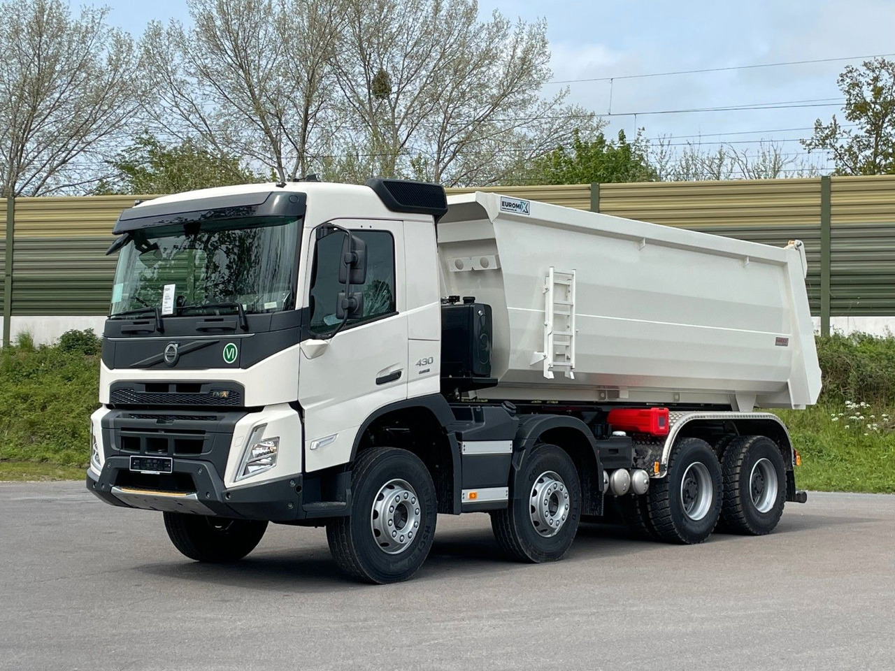 Volvo FMX 460 8x4 EuromixMTP EMK 20m³ Mulden Kipper - Tovornjak prekucnik: slika 1 Volvo FMX 460 8x4 EuromixMTP EMK 20m³ Mulden Kipper - Tovornjak prekucnik: slika 1