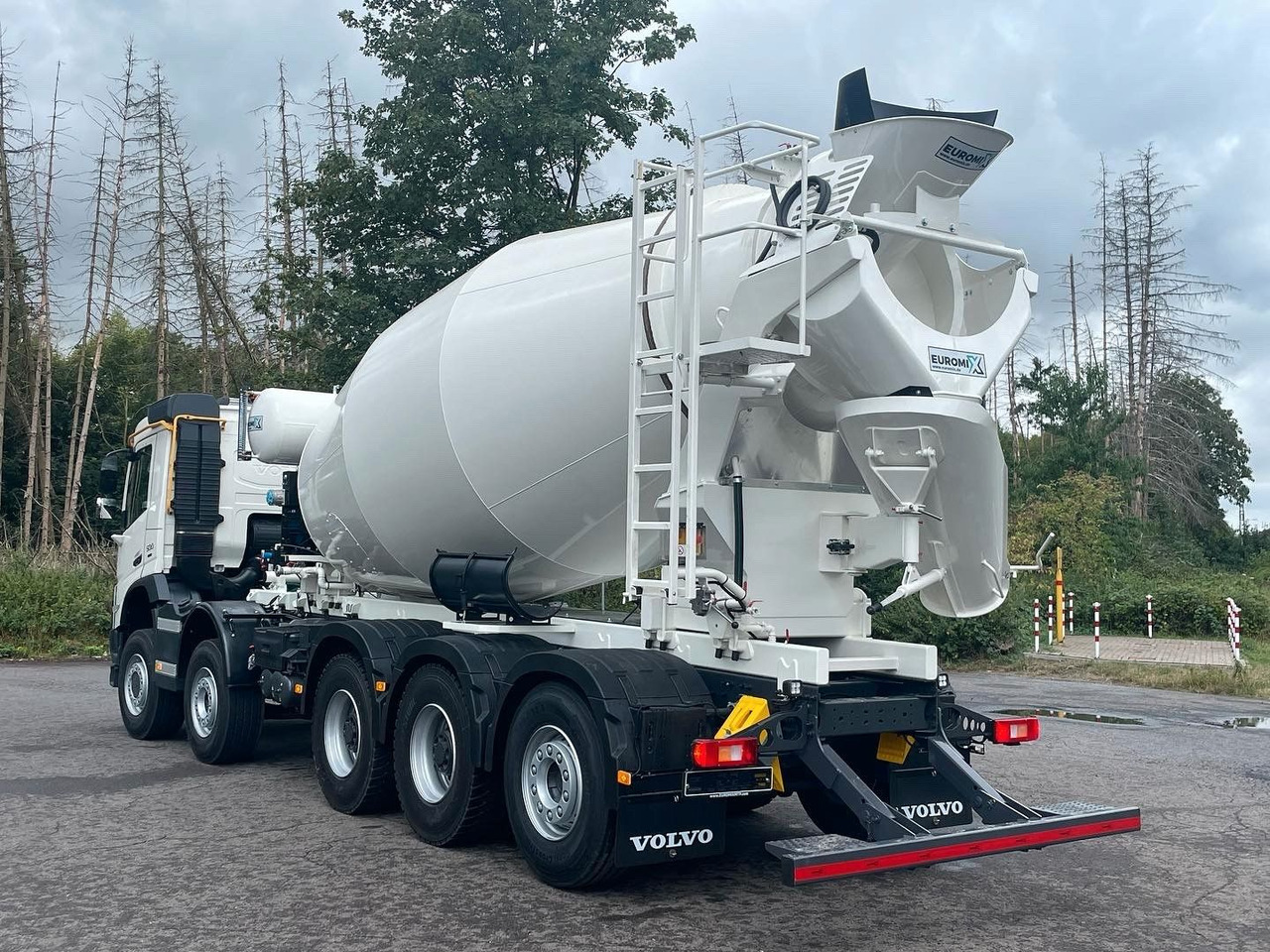 Volvo FMX 500 10x4 / Euromix MTP EM 12 R Euro 6e - Avtomešalec: slika 4 Volvo FMX 500 10x4 / Euromix MTP EM 12 R Euro 6e - Avtomešalec: slika 4