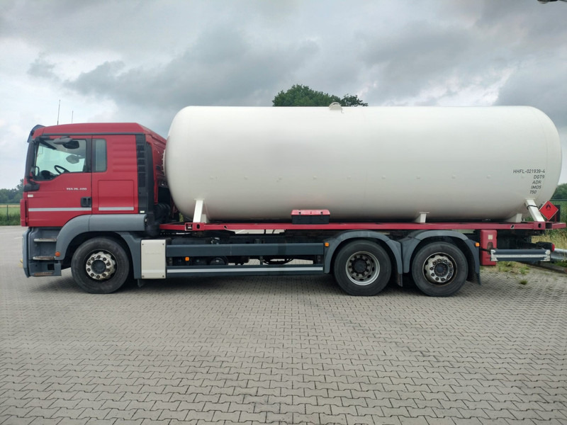 MAN TGS 26.400 6x2-4 LL -26900 L Gas tank truck -Gas, Gaz, LPG, GPL, Propane, Butane tank, Gastank ID 2.168 Rootselaar, flowmeter, pump - Tovornjak cisterna: slika 4 MAN TGS 26.400 6x2-4 LL -26900 L Gas tank truck -Gas, Gaz, LPG, GPL, Propane, Butane tank, Gastank ID 2.168 Rootselaar, flowmeter, pump - Tovornjak cisterna: slika 4