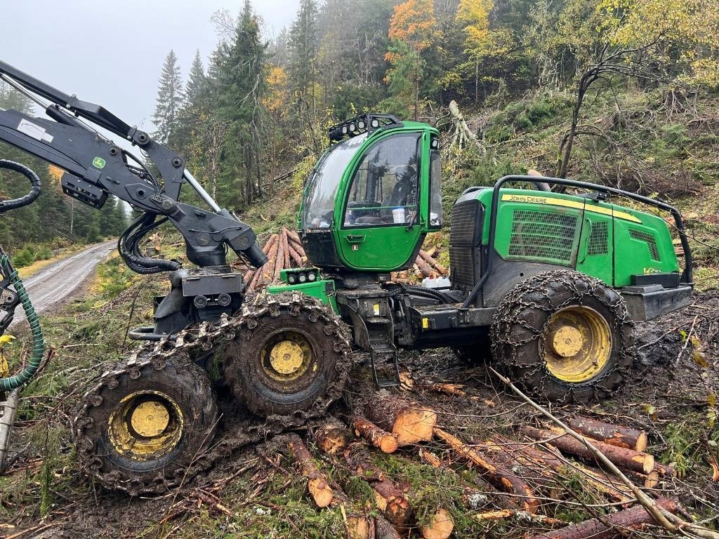 John Deere 1270 E - Gozdarski kombajn: slika 4 John Deere 1270 E - Gozdarski kombajn: slika 4