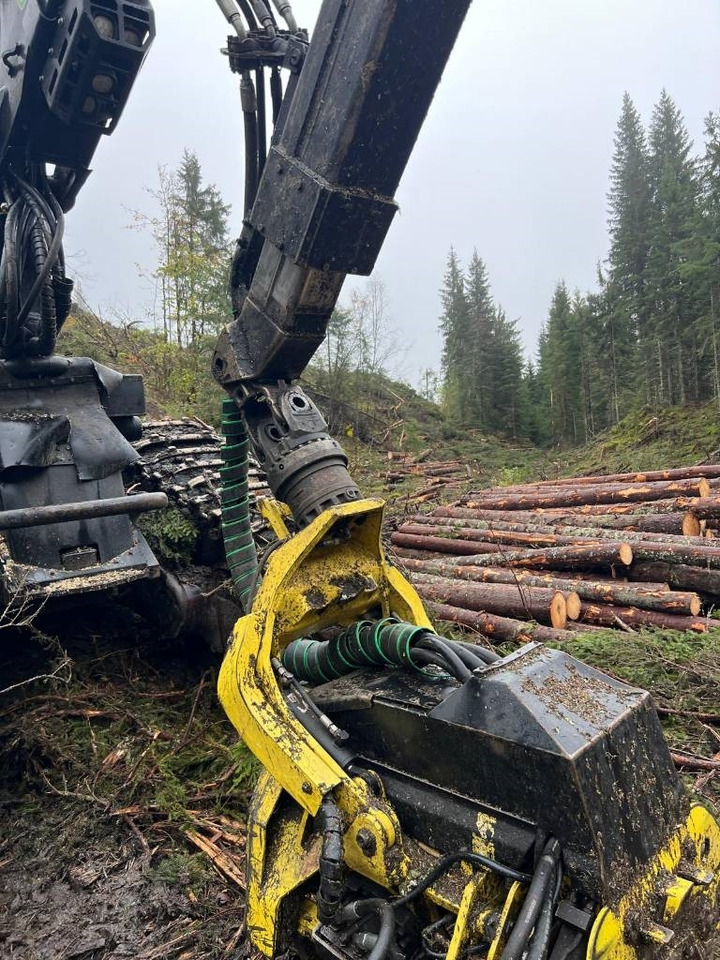 Gozdarski kombajn John Deere 1270 E: slika 16