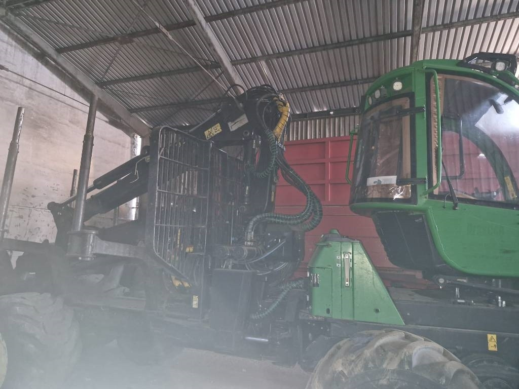 John Deere 1510 E - Forvarder: slika 4 John Deere 1510 E - Forvarder: slika 4
