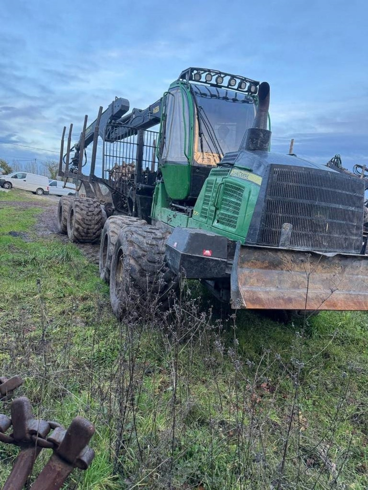 John Deere 1510G - Forvarder: slika 2 John Deere 1510G - Forvarder: slika 2