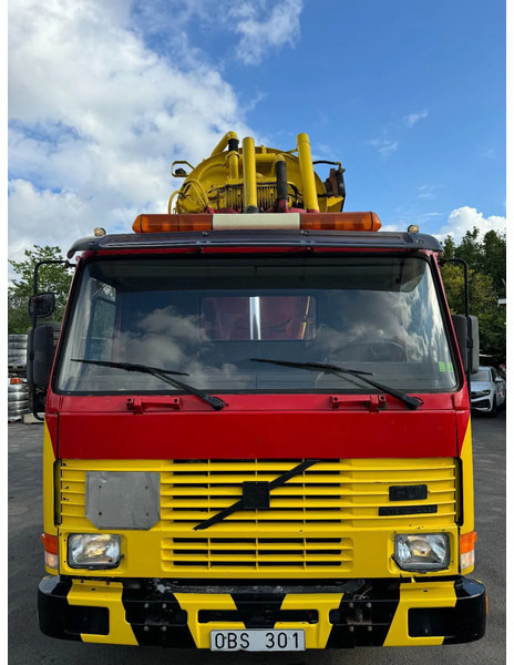 Volvo FL 10.320 4x2, Tipper 12m3 Sludge & Flushing Truck, with remote control, YM: 1990 - Vakuumski tovornjak: slika 2 Volvo FL 10.320 4x2, Tipper 12m3 Sludge & Flushing Truck, with remote control, YM: 1990 - Vakuumski tovornjak: slika 2