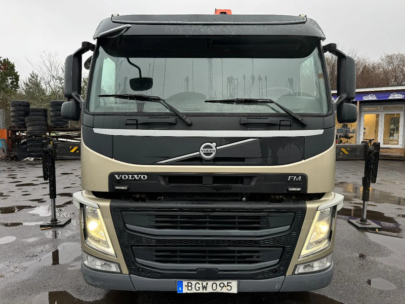 Volvo FM 11.330 4x2, Flatbed-truck with 18t/m Crane, 2014 - Tovornjak s kesonom, Tovornjak z dvigalom: slika 2 Volvo FM 11.330 4x2, Flatbed-truck with 18t/m Crane, 2014 - Tovornjak s kesonom, Tovornjak z dvigalom: slika 2