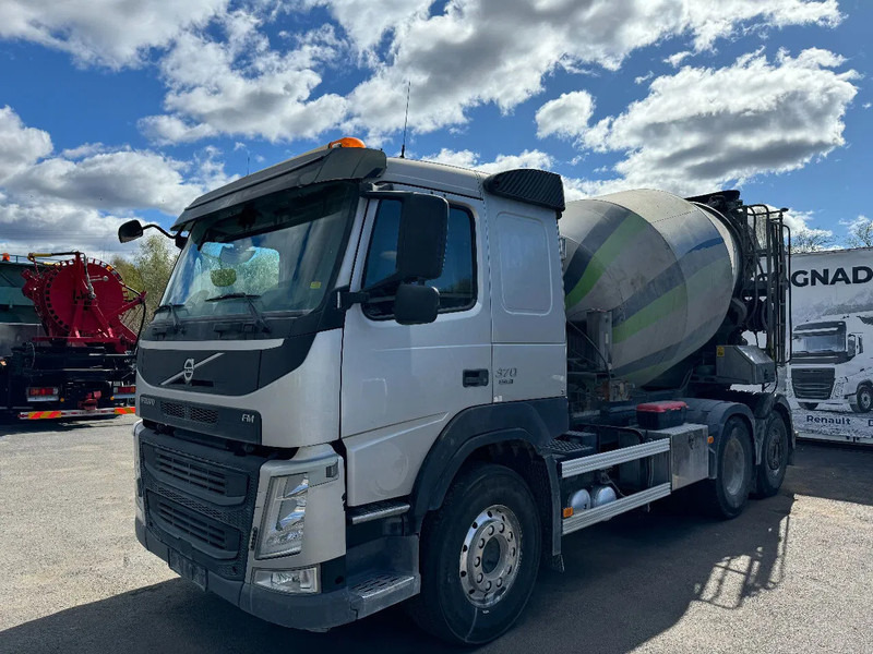 Volvo FM 370 6x2*4, 8m3 Mixer with Hyrdaul.-slide, 2016 - Avtomešalec: slika 3 Volvo FM 370 6x2*4, 8m3 Mixer with Hyrdaul.-slide, 2016 - Avtomešalec: slika 3