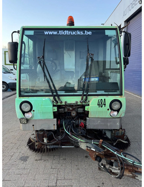Bucher CITYCAT 5000SL **SWEEPER-BALAYEUSE** - Vozilo za pometanje: slika 3 Bucher CITYCAT 5000SL **SWEEPER-BALAYEUSE** - Vozilo za pometanje: slika 3