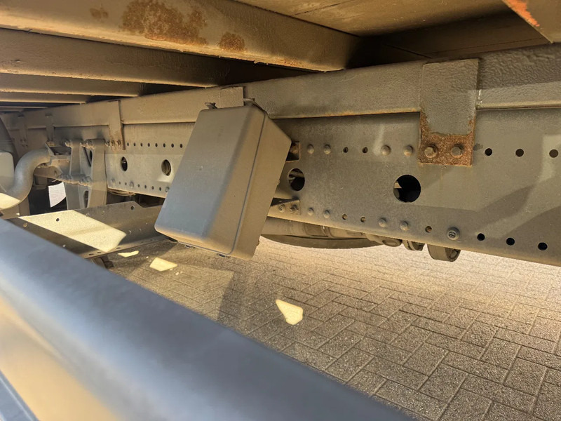 Mercedes-Benz Atego 1218 **BELGIAN TRUCK-REMOVAL LIFT TO 1ST FLOOR-TUV 02/2026** - Tovornjak zabojnik: slika 4 Mercedes-Benz Atego 1218 **BELGIAN TRUCK-REMOVAL LIFT TO 1ST FLOOR-TUV 02/2026** - Tovornjak zabojnik: slika 4