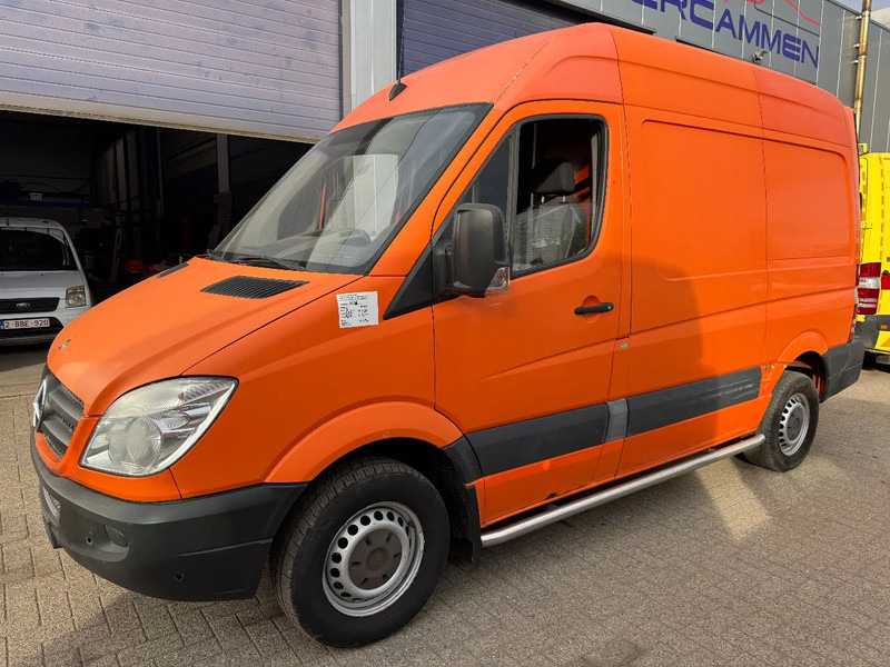 Mercedes-Benz Sprinter 310 **LIFT-HAYON-LBW** - Furgon: slika 1 Mercedes-Benz Sprinter 310 **LIFT-HAYON-LBW** - Furgon: slika 1