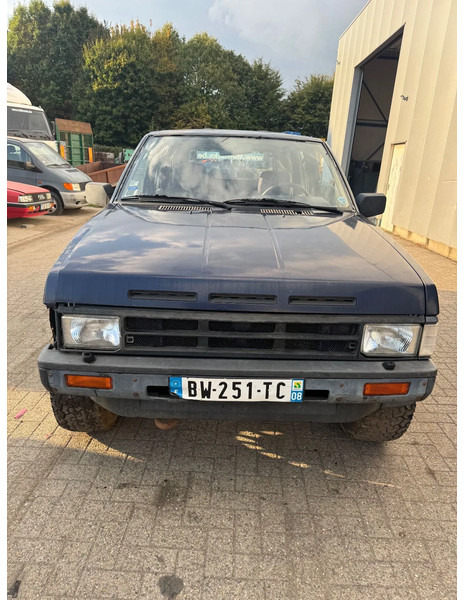 Nissan Terrano **4X4-DIESEL-LONG CHASSIS** - Avtomobil: slika 2 Nissan Terrano **4X4-DIESEL-LONG CHASSIS** - Avtomobil: slika 2