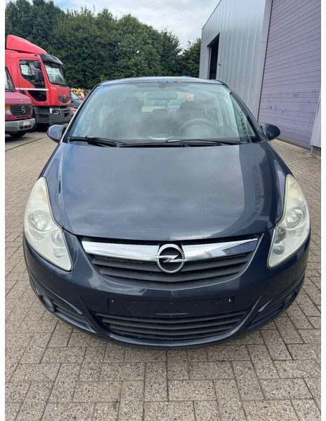 Opel Corsa **EURO4-AIRCO** - Limuzina: slika 2 Opel Corsa **EURO4-AIRCO** - Limuzina: slika 2