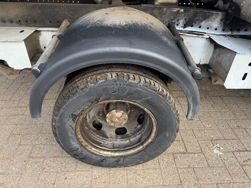 Renault Master **EURO 5-2300DCI** - Dostavno vozilo prekucnik: slika 5 Renault Master **EURO 5-2300DCI** - Dostavno vozilo prekucnik: slika 5