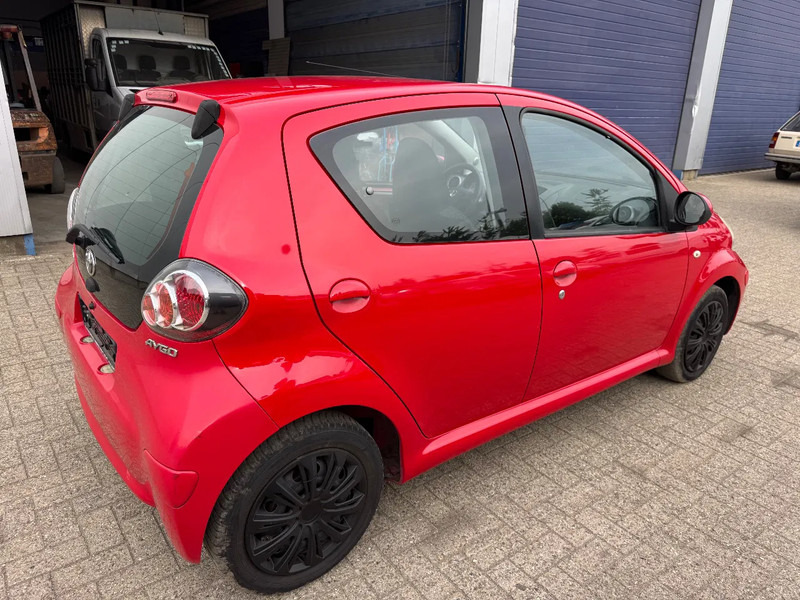 Toyota Aygo **5DOORS-BELGIAN CAR** - Kombilimuzina: slika 4 Toyota Aygo **5DOORS-BELGIAN CAR** - Kombilimuzina: slika 4