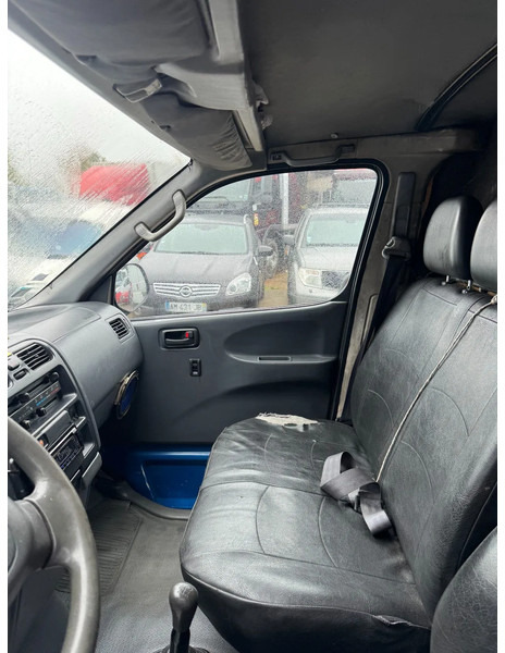 Mali kombi Toyota HiAce **DIESEL-FRENCH VAN**: slika 16