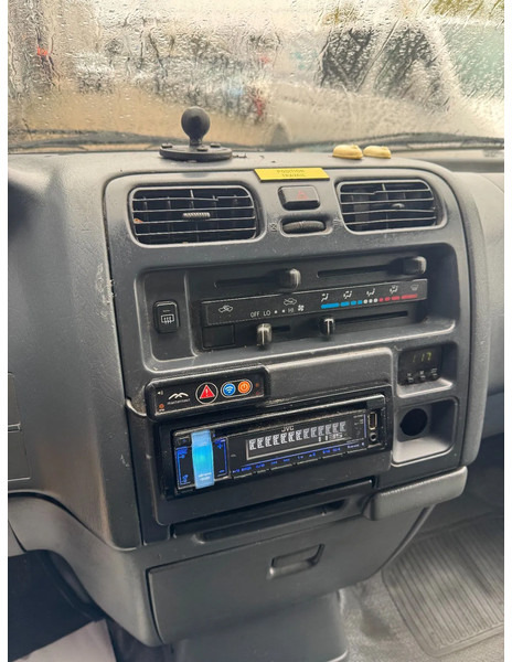 Mali kombi Toyota HiAce **DIESEL-FRENCH VAN**: slika 14