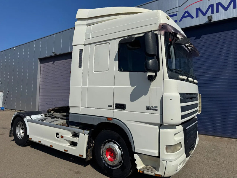 DAF XF 105.460 **EURO 5-RETARDER** - Vlačilec: slika 2 DAF XF 105.460 **EURO 5-RETARDER** - Vlačilec: slika 2